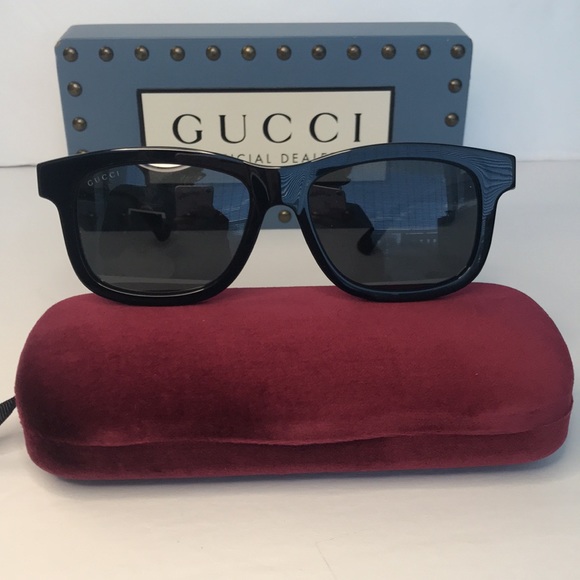 New Authentic- GUCCI Grey Square Men's Sunglasses
GG0824S 005 55 - Picture 13 of 16